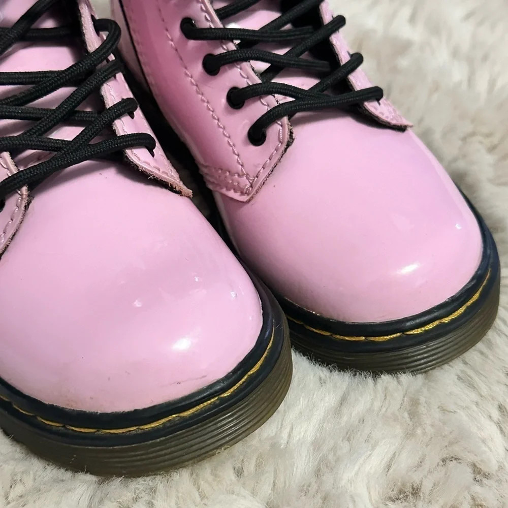 EUC Dr. Martens 1460 Boot - Kids Size 9